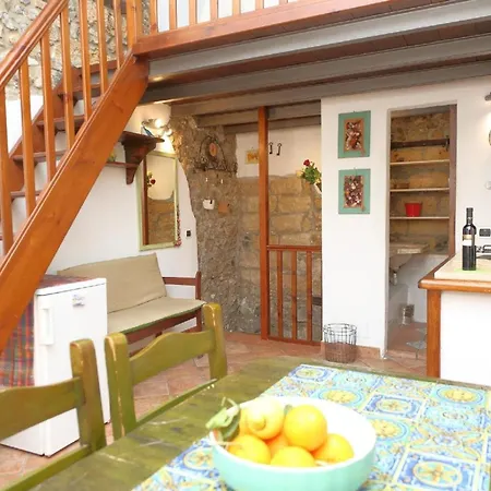 Fuer 2 Personen Ca 30 Qm In Cefalu, Sizilien Nordkueste Von Sizilien Cefalù